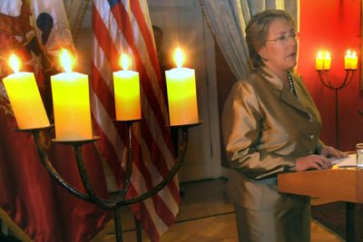 bachelet velas planeta hora