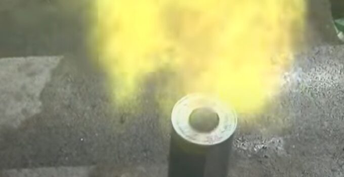 Sopro do Dragão: Química em chamas verdes